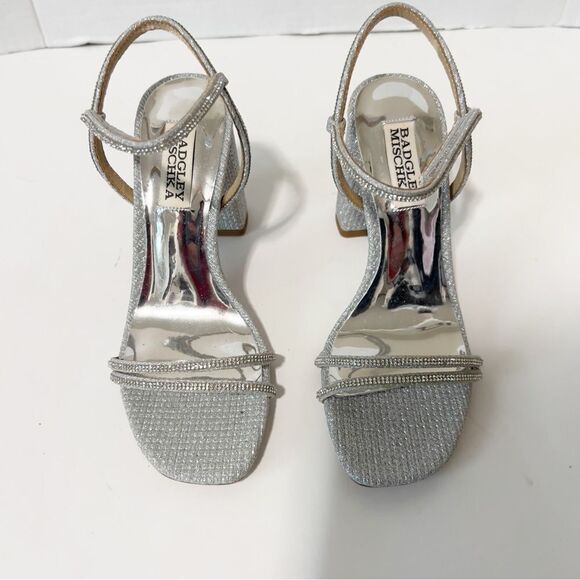 Badgley Mischka Firey Bejeweled Silver Rhinestone Block Heel Sandal Size 5 NWOT - Picture 3 of 8